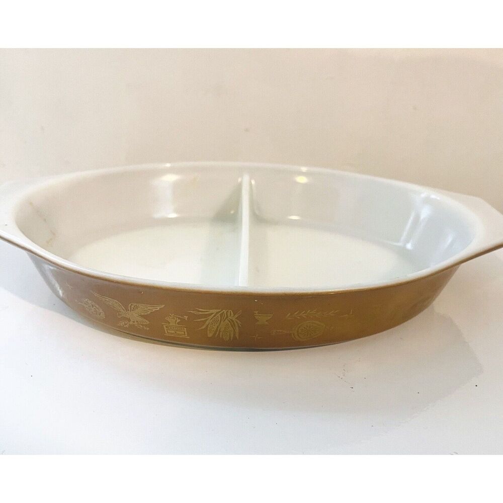 Vintage Pyrex Early American Divided Baking Dish 1.5 Quart